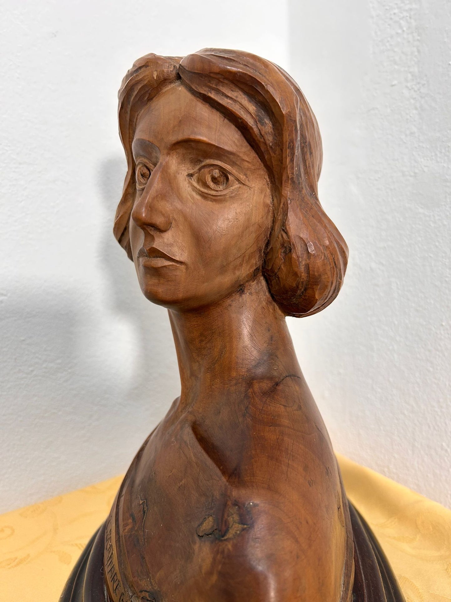 Scultura in legno Epoca Liberty Firmata C. Scattareggia