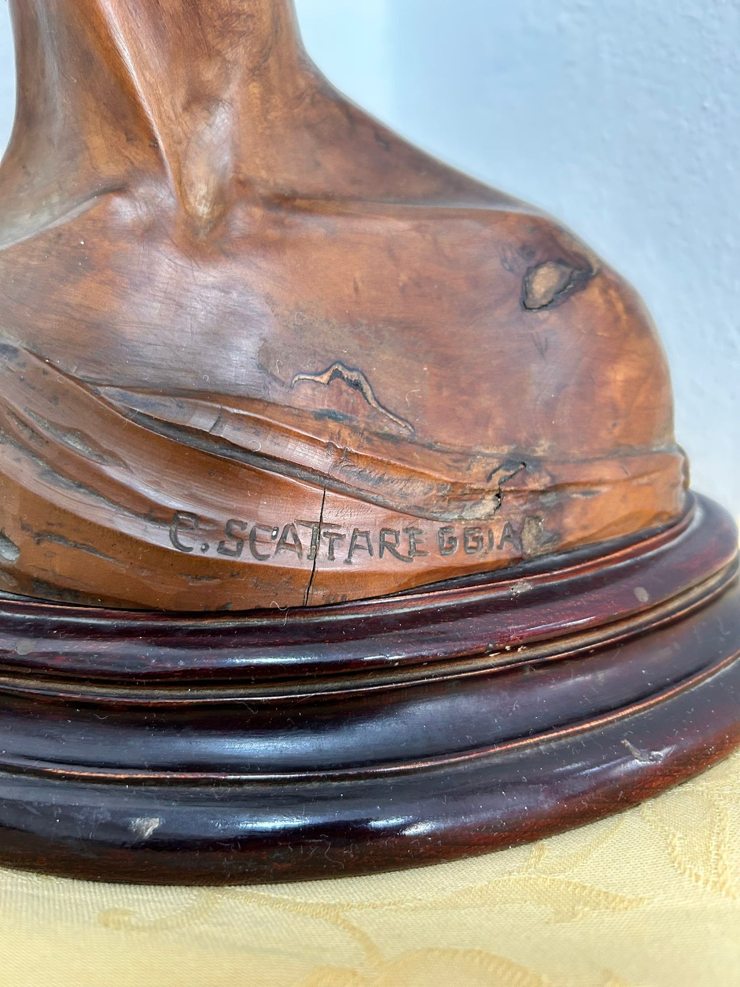 Scultura in legno Epoca Liberty Firmata C. Scattareggia