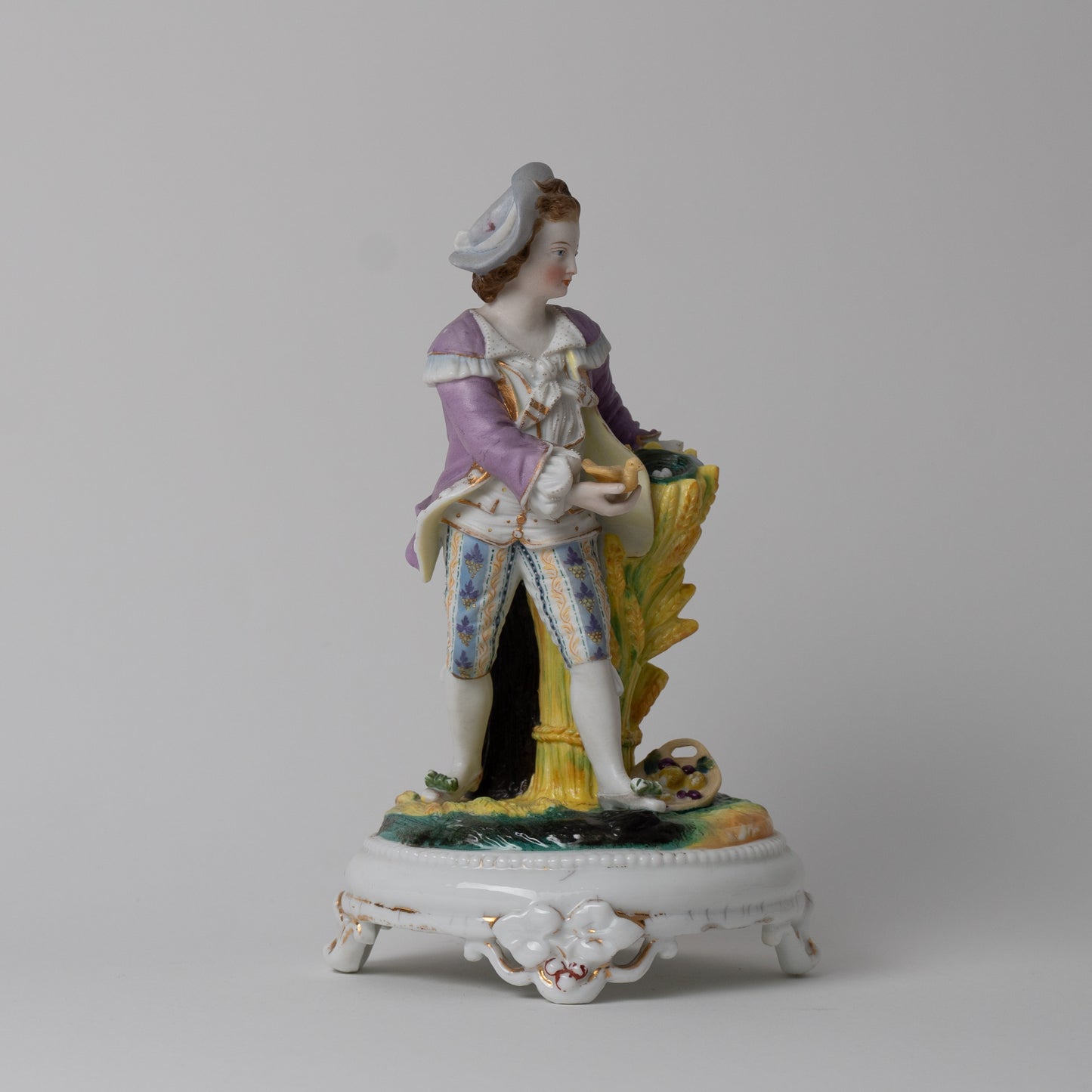 Coppia di sculture in porcellana biscuit XIX° secolo