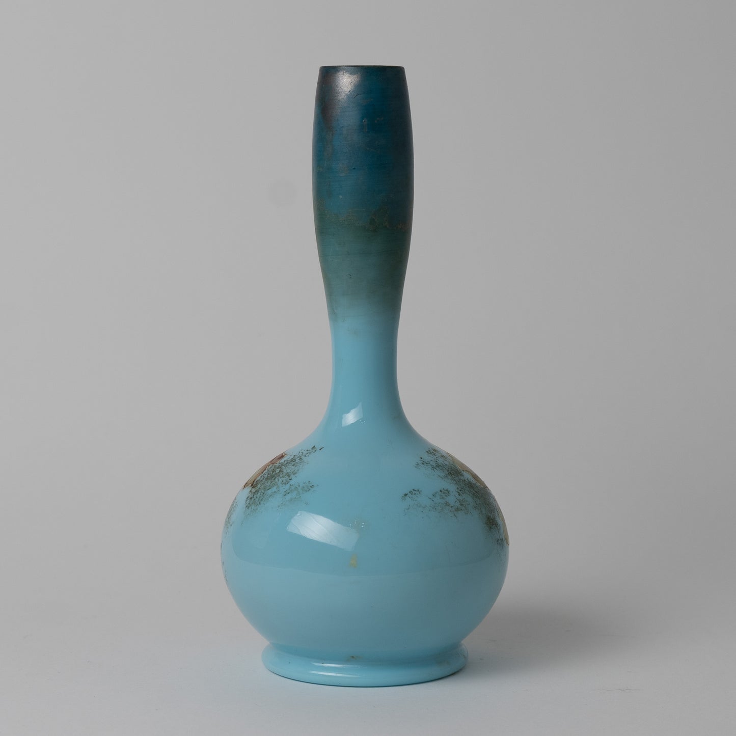 Vasetto Opaline vittoriano fondo blu e celeste a motivi vegetali e floreali