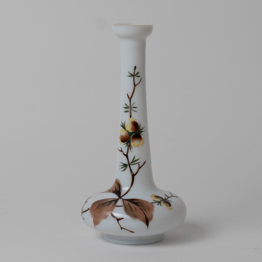 Vasetto Opaline vittoriano fondo bianco e motivi vegetali