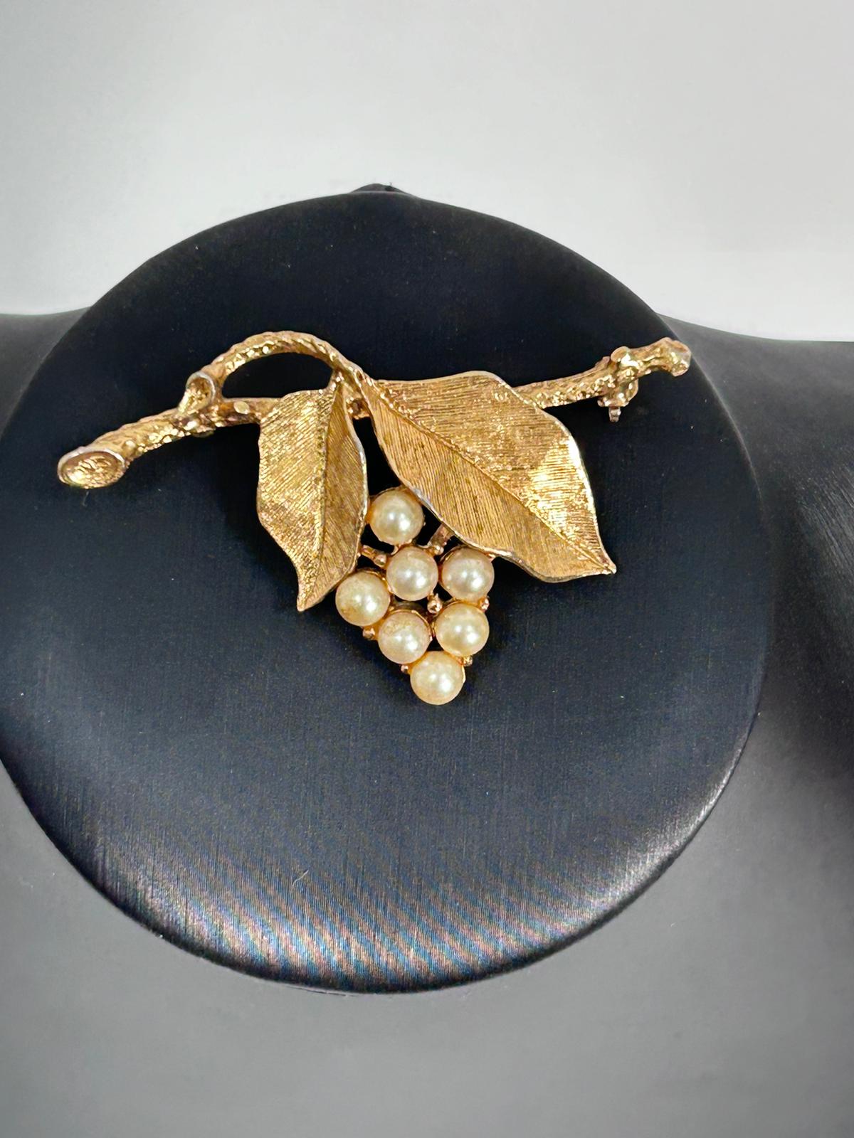 Spilla firmata Sarah Coventry. Vintage Bijoux 1970